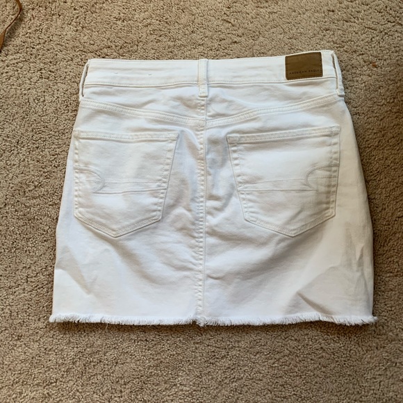 White American Eagle Skirt - Picture 2 of 3